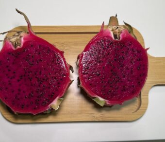 Sri Lankan Red Dragon Fruit (Pitaya Roja) – High-Sugar Deep Red Variety