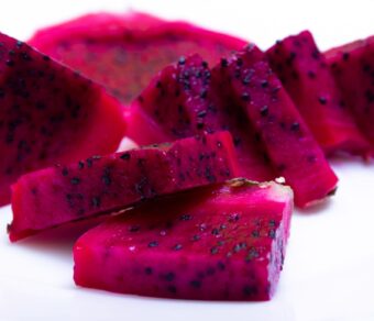 Sri Lankan Red Dragon Fruit (Pitaya Roja) – High-Sugar Deep Red Variety